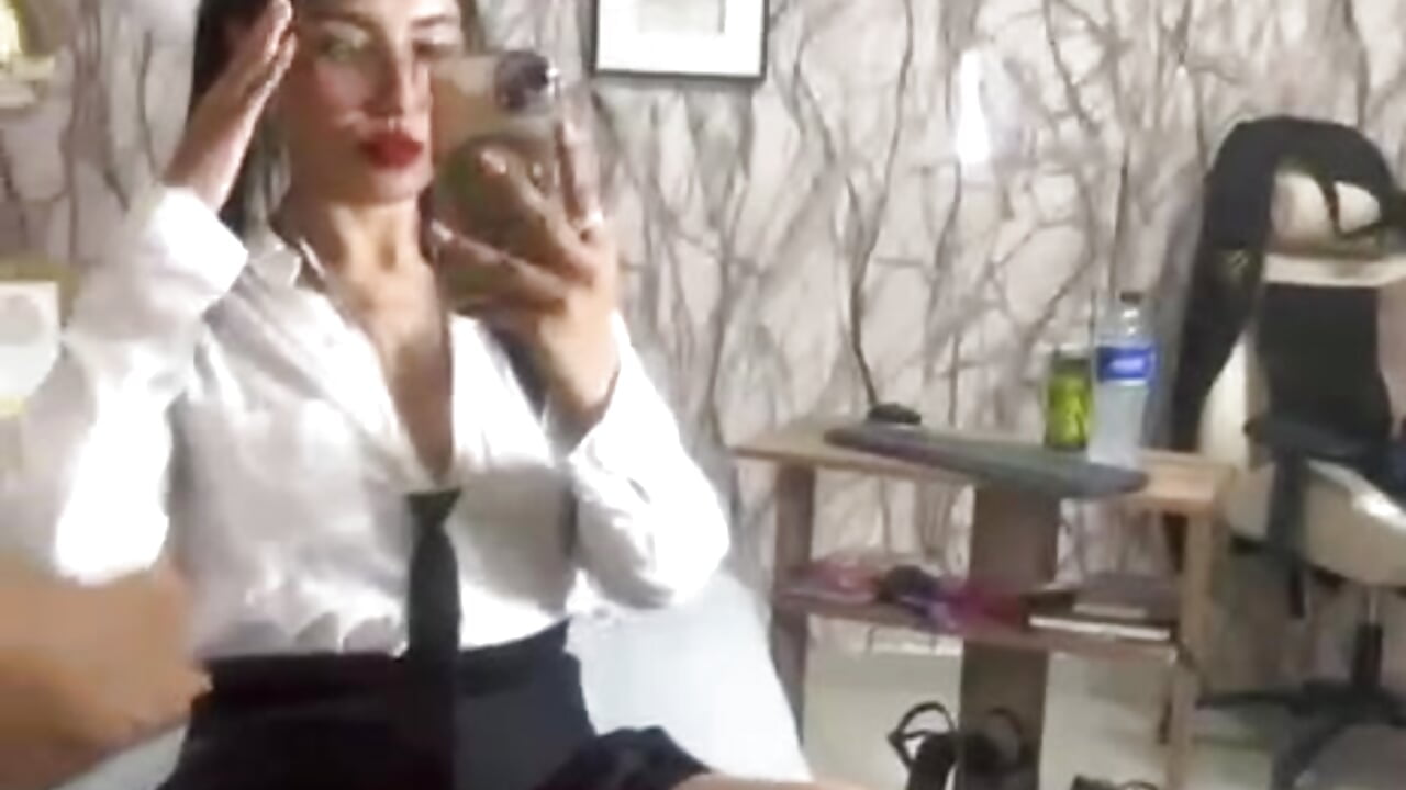 Your hot schoolgirl🔥😈 - video oleh model kamera CATTA_GARCIA