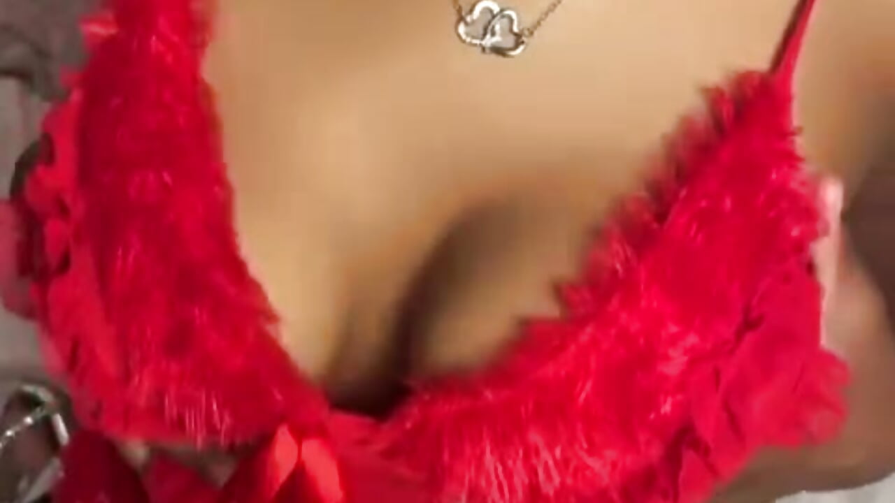 Ebony queen ❤️ - video by Aisha_Loren cam model