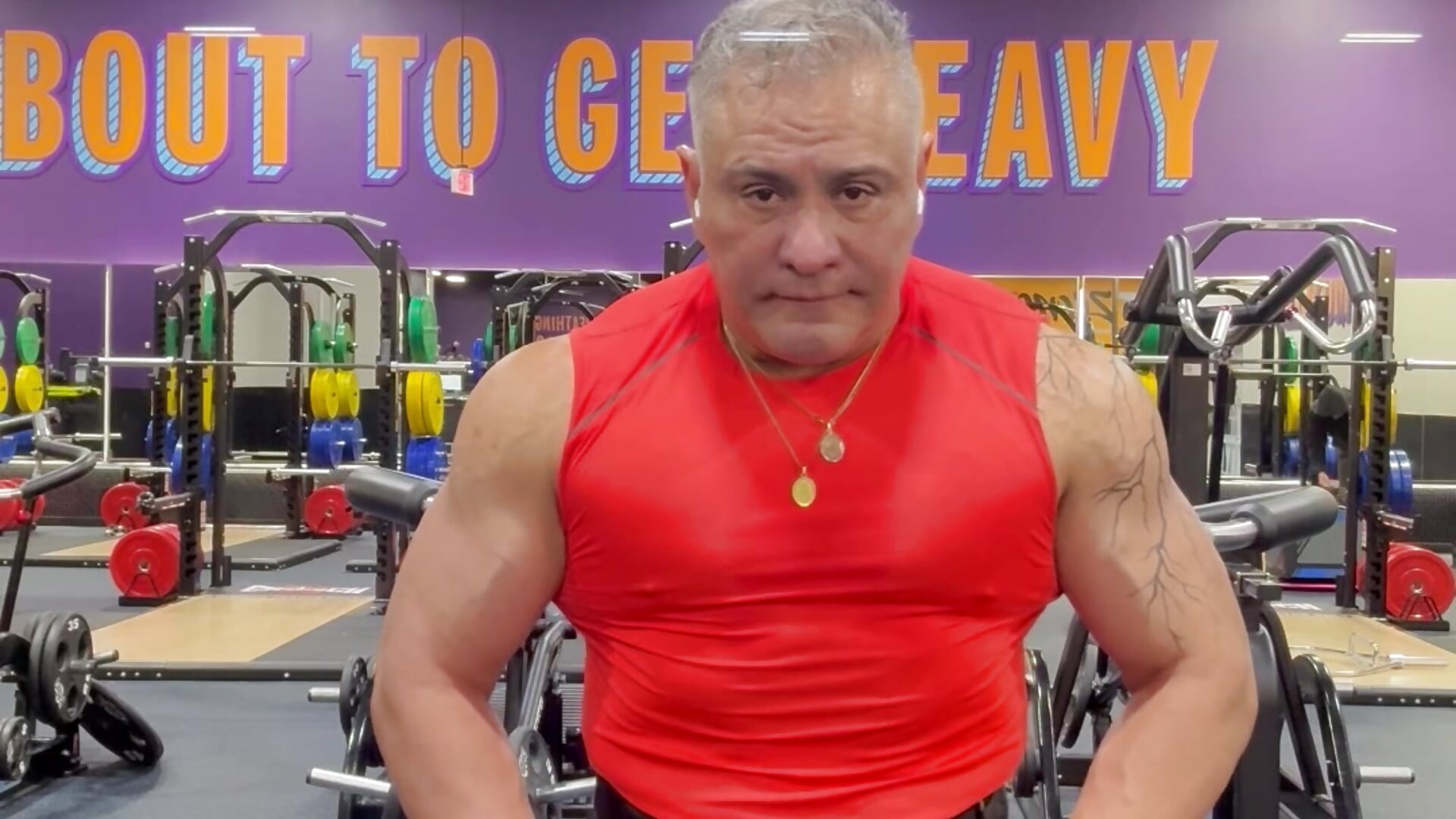 Shoulders Day — filmik Chacho_1972, modela(-lki) na kamerkach