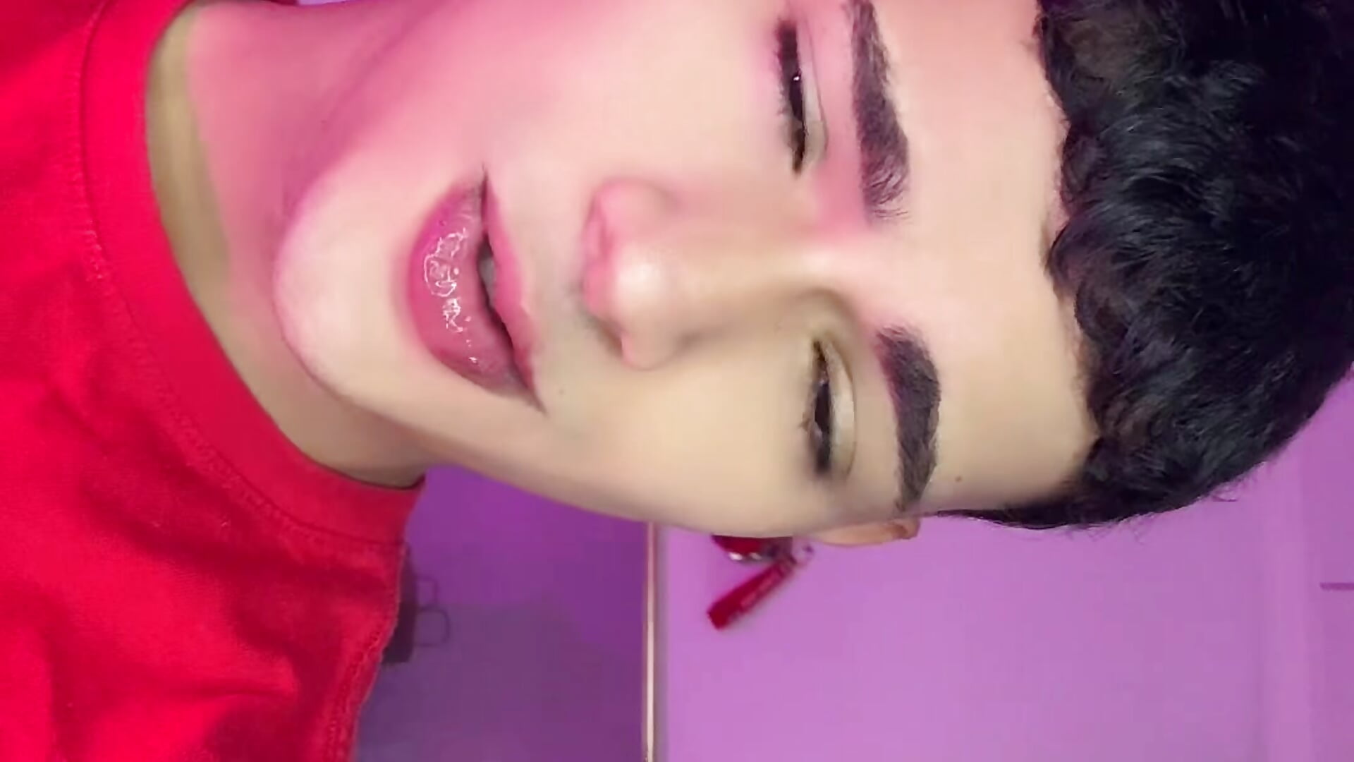 a90819a428d740a6944280738693a58d - video by niall_falconn cam model