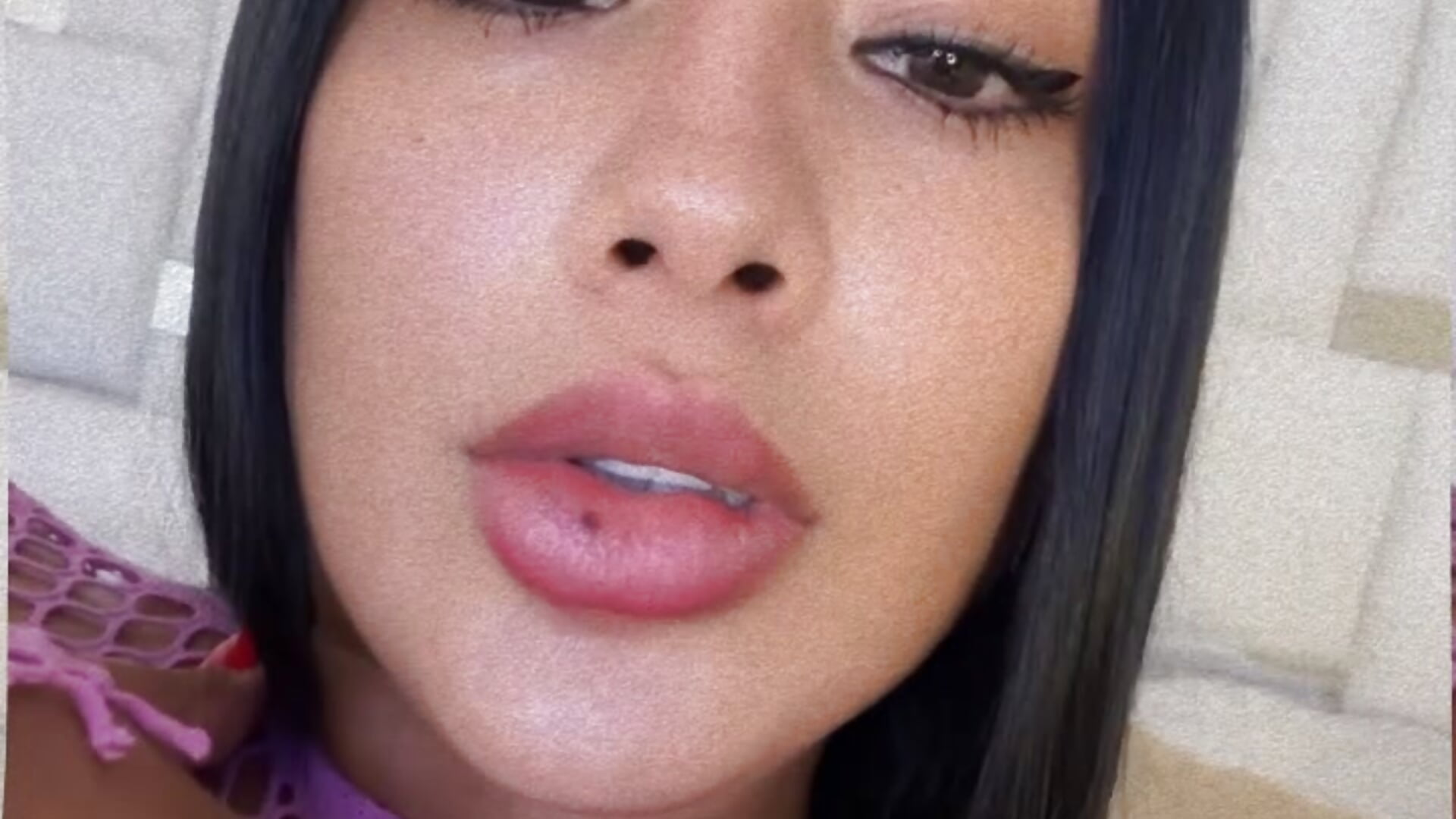 Sexy lips 💋👄🫦 – video af angellysugar_