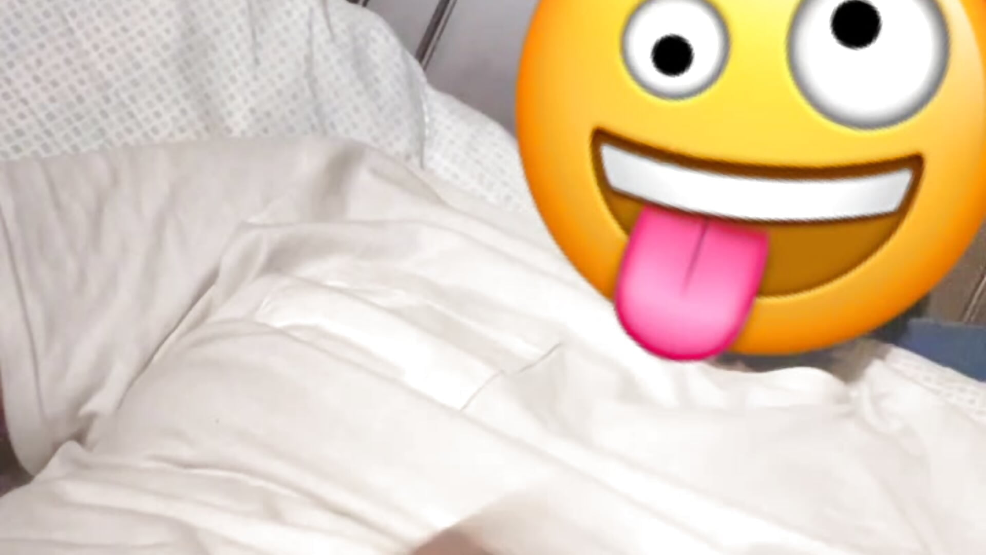 filtered-E433FEFE-EFD6-4AB8-BF2C-E19727B66AC8 - video by HorseKing74 cam model