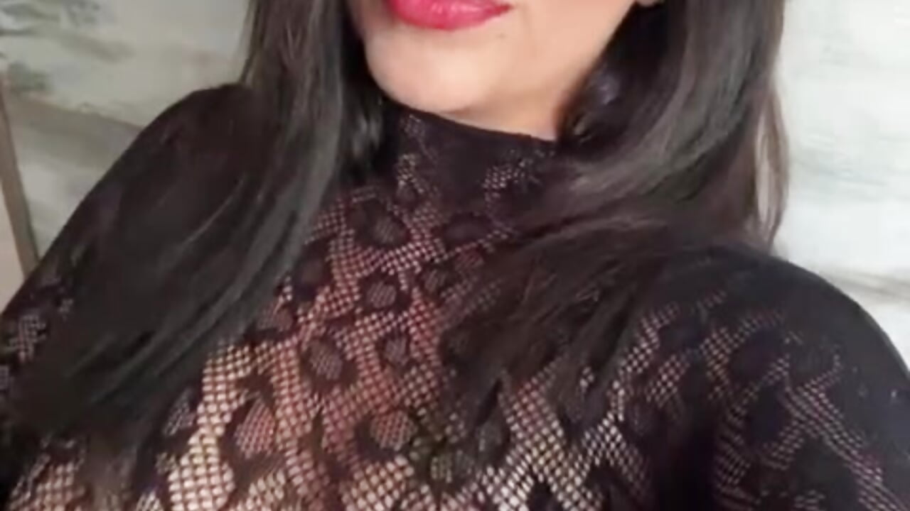 happy tuesday - video av MailynFoxx cam model