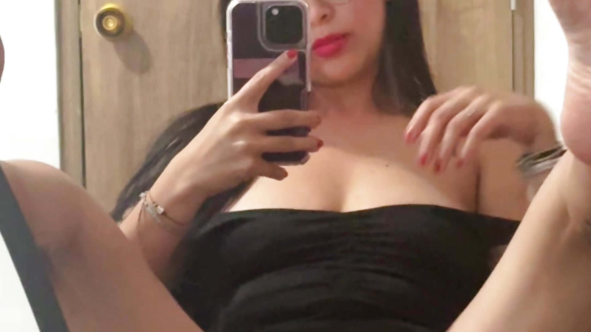 Un the mirror - video av MailynFoxx cam model