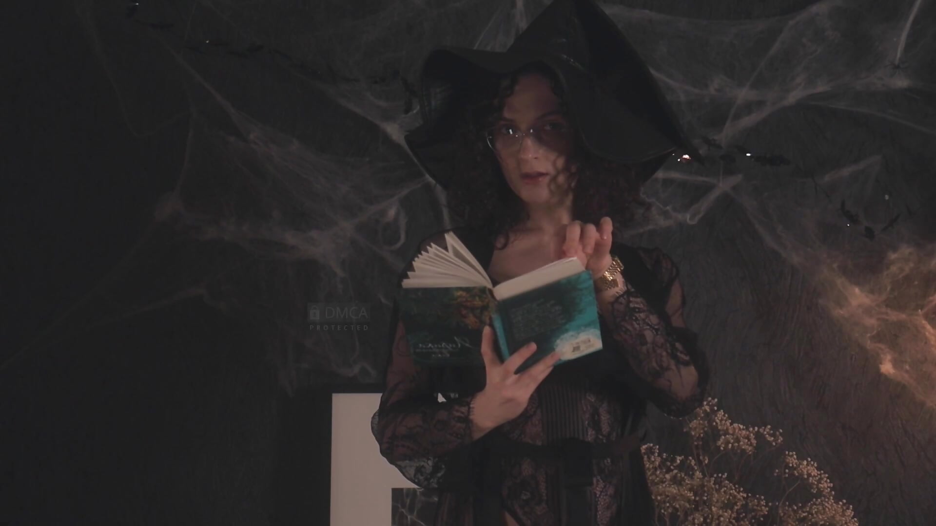 Halloween - video by _arta_ cam model