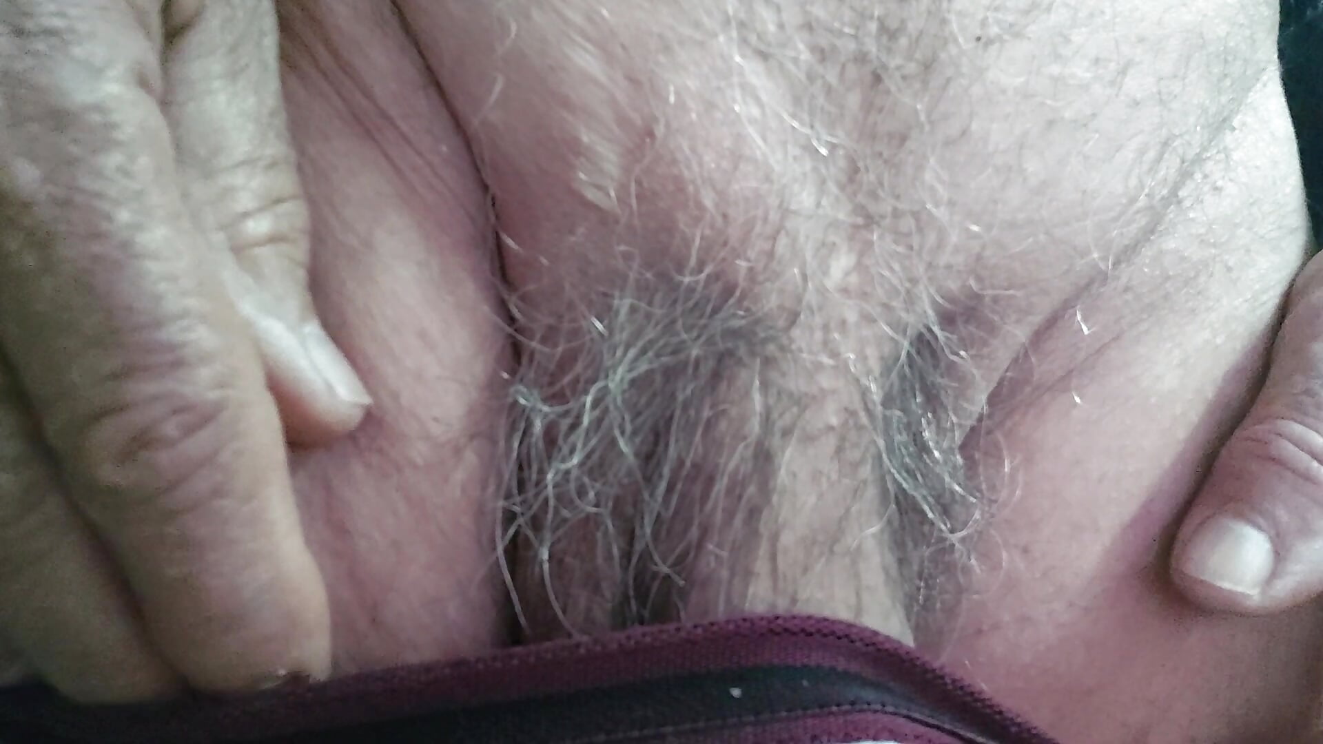 Si diverte con il frustino - video by jhonschen