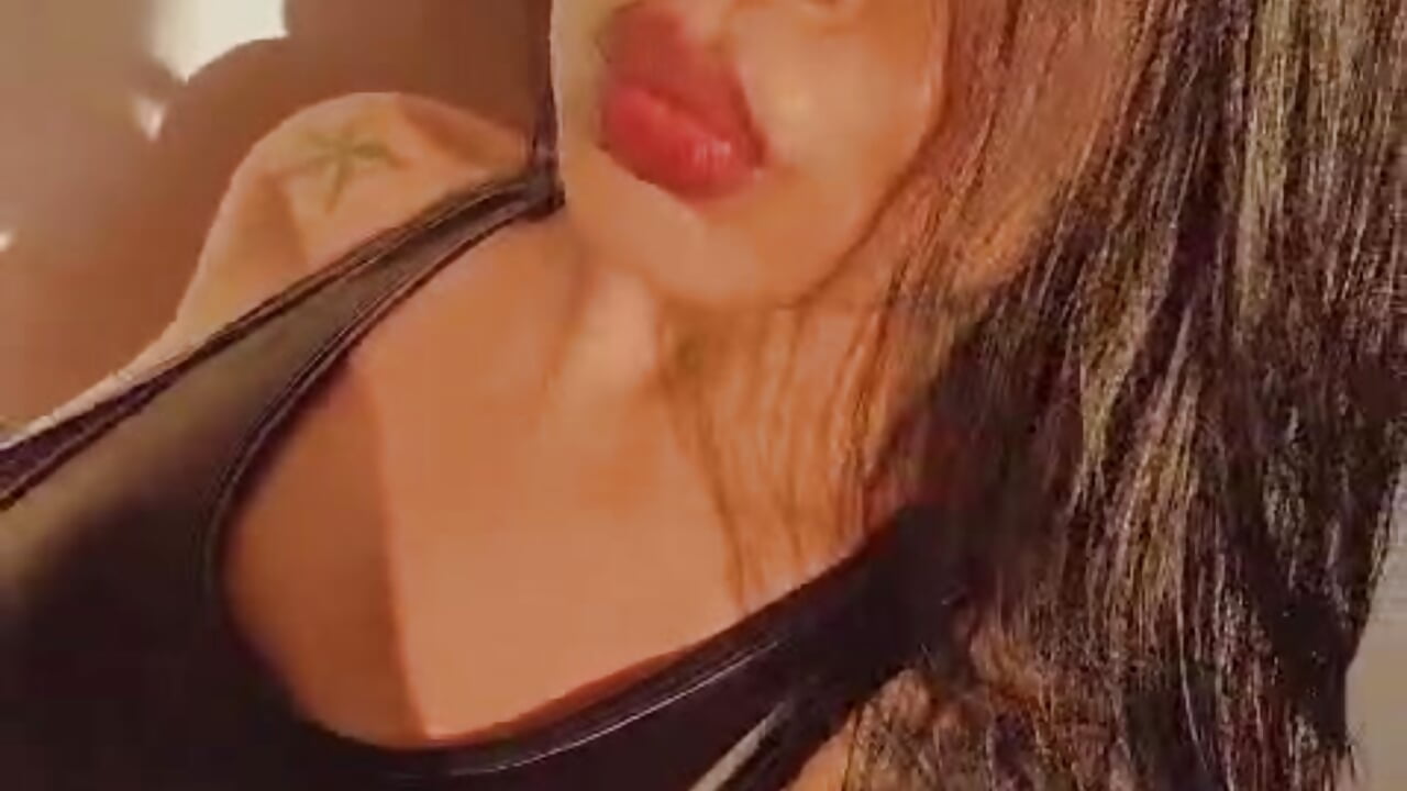 Hello, good vibes always! 🌟🌟🌟 - video by Natural_BIGASS_Nina cam model