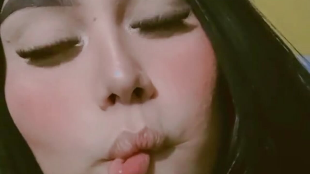 1000045936 - video by SHARLOT-STREME cam model