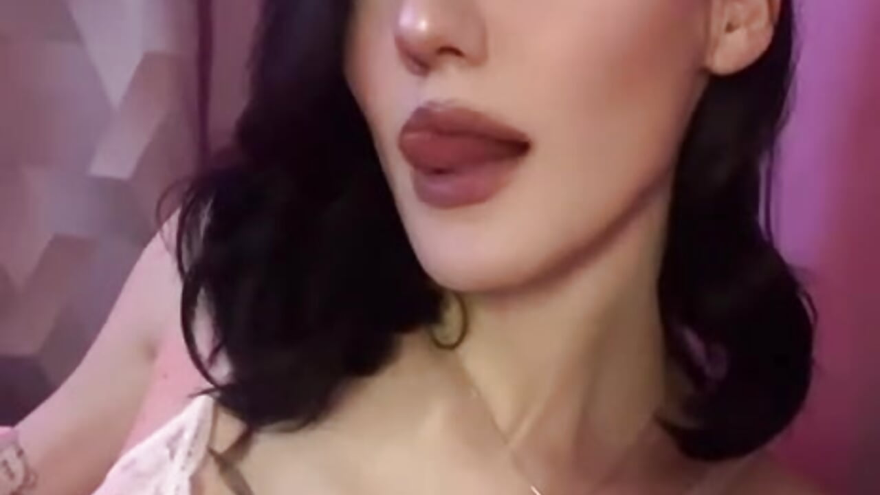 IMG_0678 - video by honbliss cam model