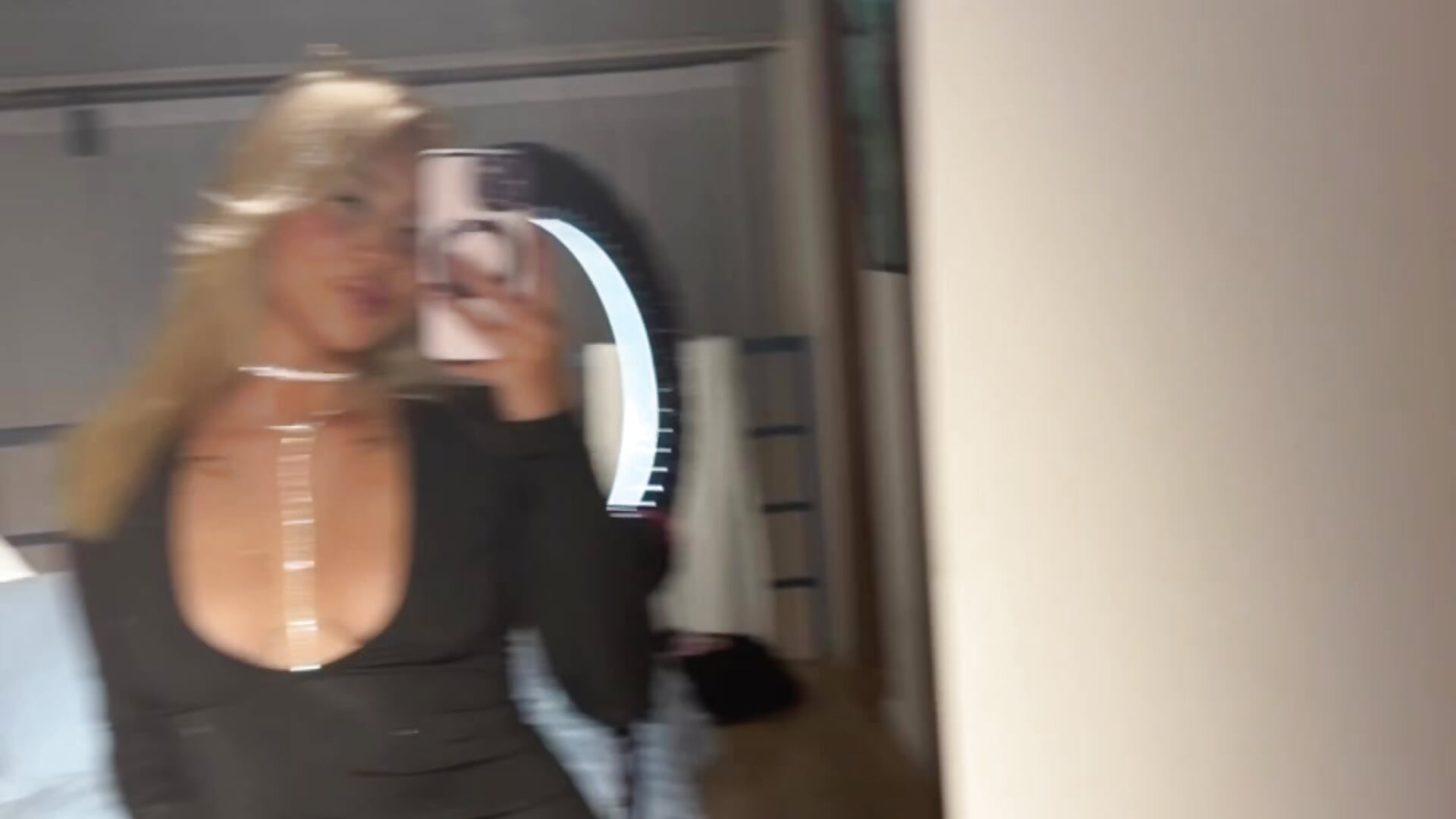 🖤Glamour and elegance 🖤 - video by Elina_Hills cam model