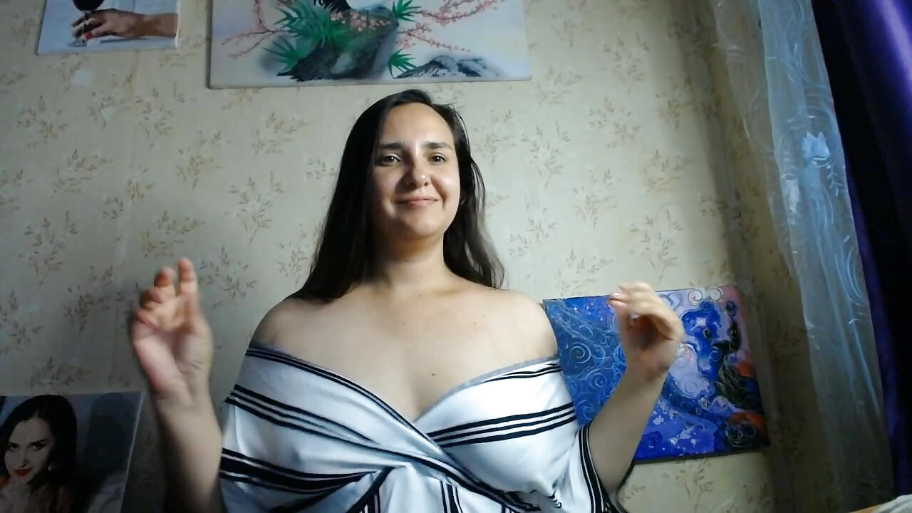 wowow – video od webkamerové modelky VoulezVous_Angel