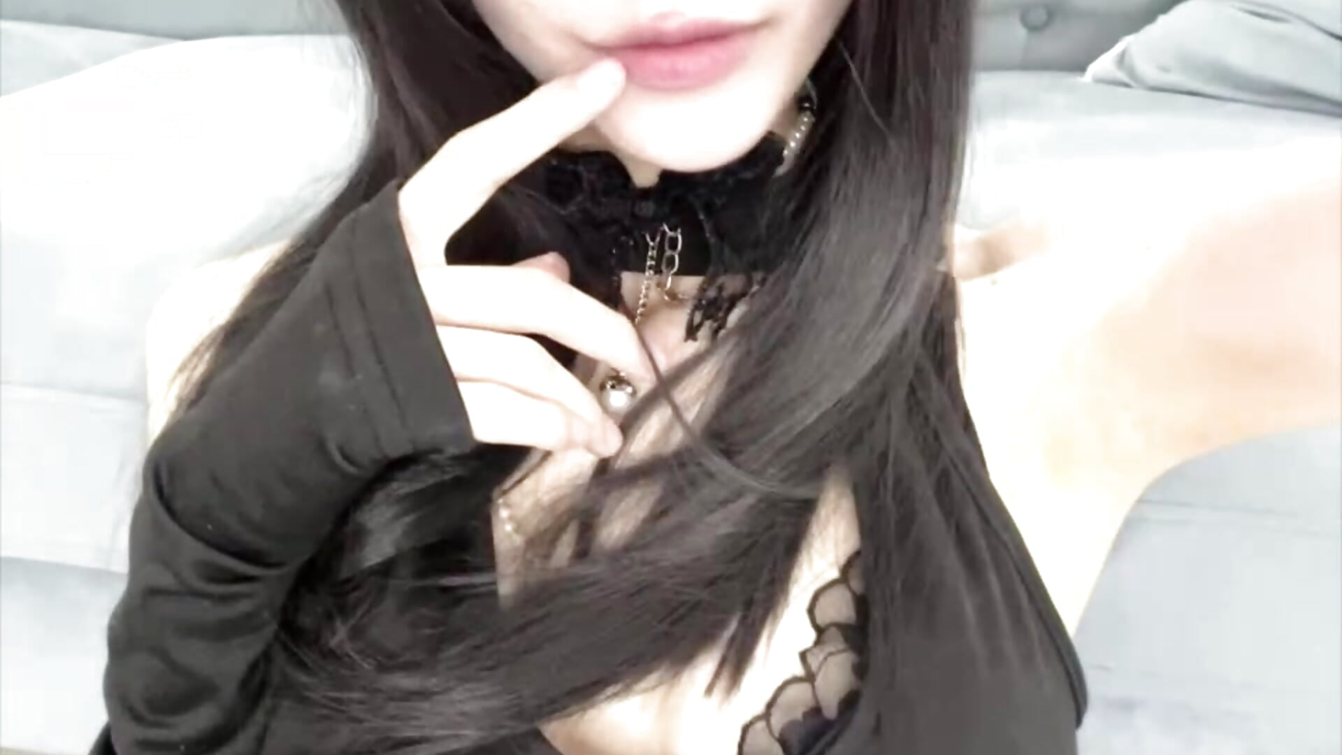 🫦Lipsing 🫦 - YunaBlossomy 캠 모델의 동영상
