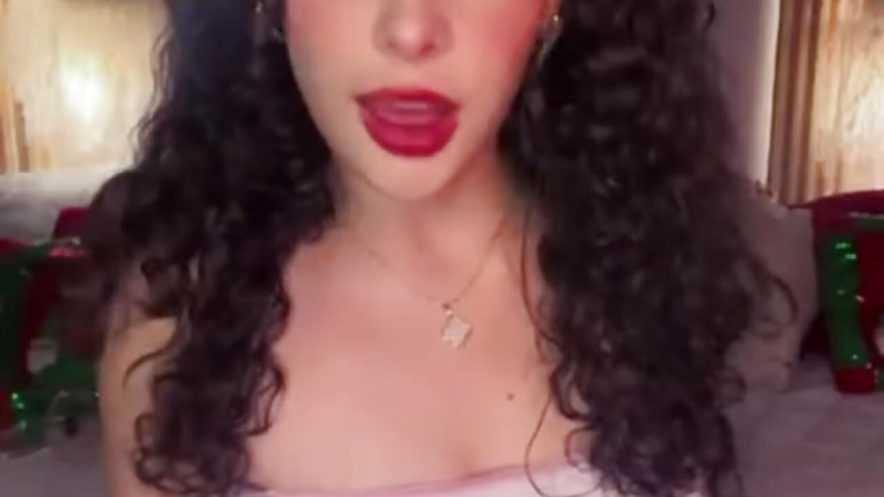 🎄Christmas is almost coming 🎄 - video od modelky/modela Kat_Saky