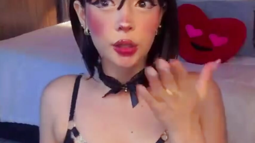 sometimes I like to be looked at like that lol hahah <3– Kat_Saky kameramodell videója