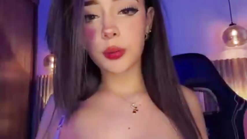 Too cute to ignore… come say hi 💕 - video by Kat_Saky cam model