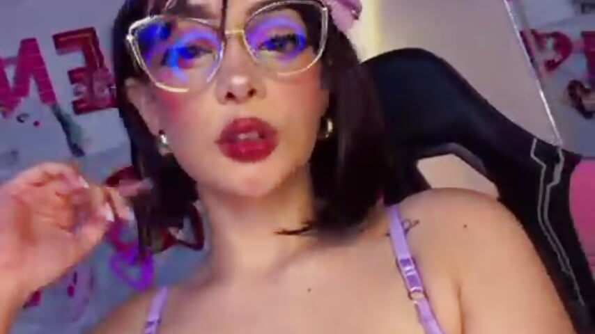 hiiiii how are u - vidéo du modèle de showcams Kat_Saky