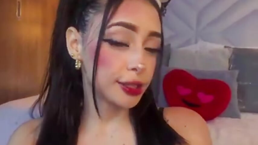 I will fill your cell phone with content, go and play with me, the greatest and all powerful style - 視頻由 Kat_Saky 主播提供