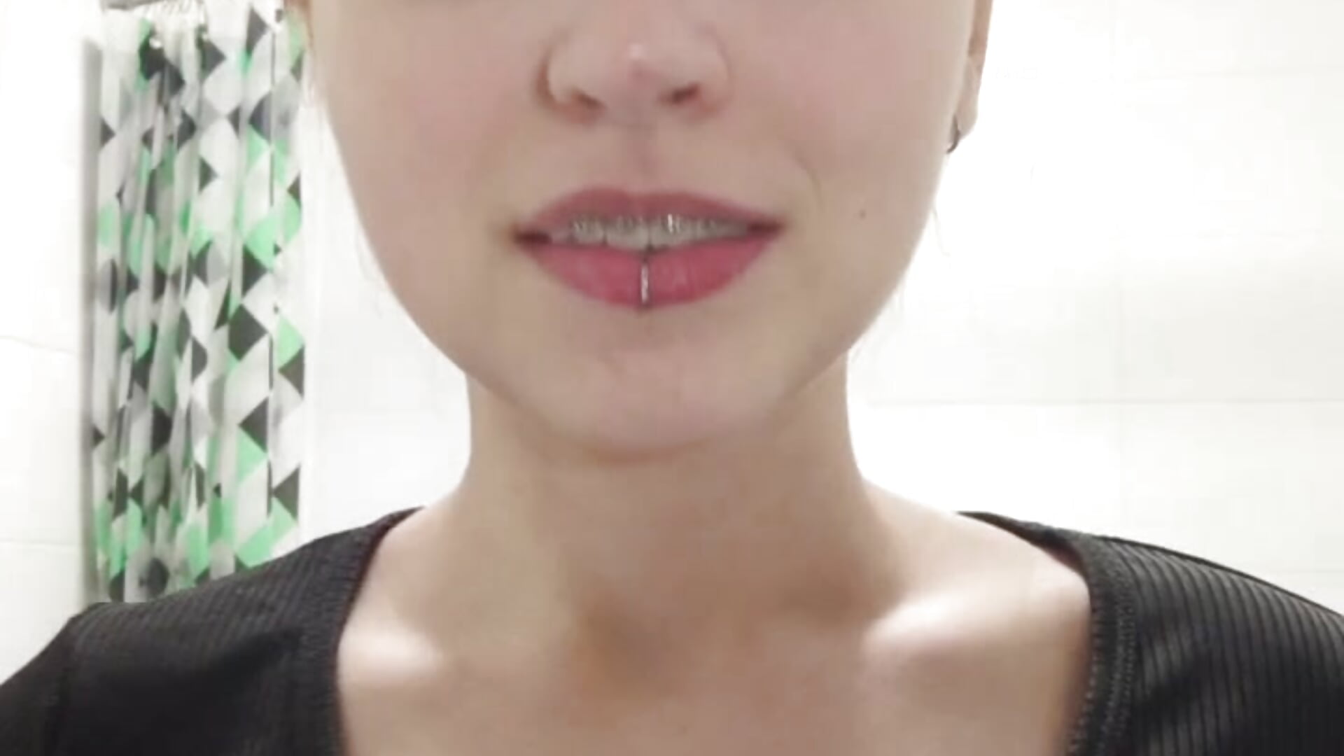 ASMR How I care for my braces - Land_Of_Ozz主播的视频