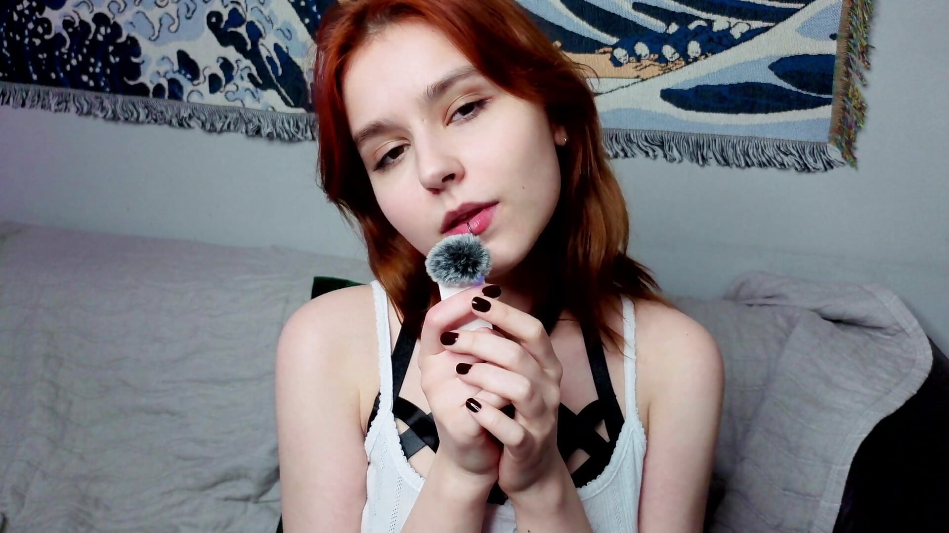 ASMR 2.0 - Vídeo de Land_Of_Ozz, modelo de vídeos