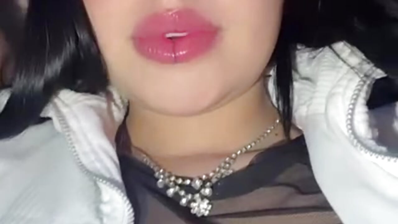 WhatsApp Video 2025-10-30 at 1.11.00 PM.mp4 - video by talia_hot_ cam model