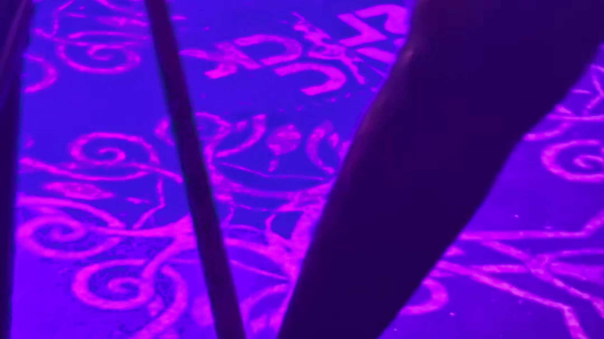 Stripper Tings - video by MadameMuse cam model