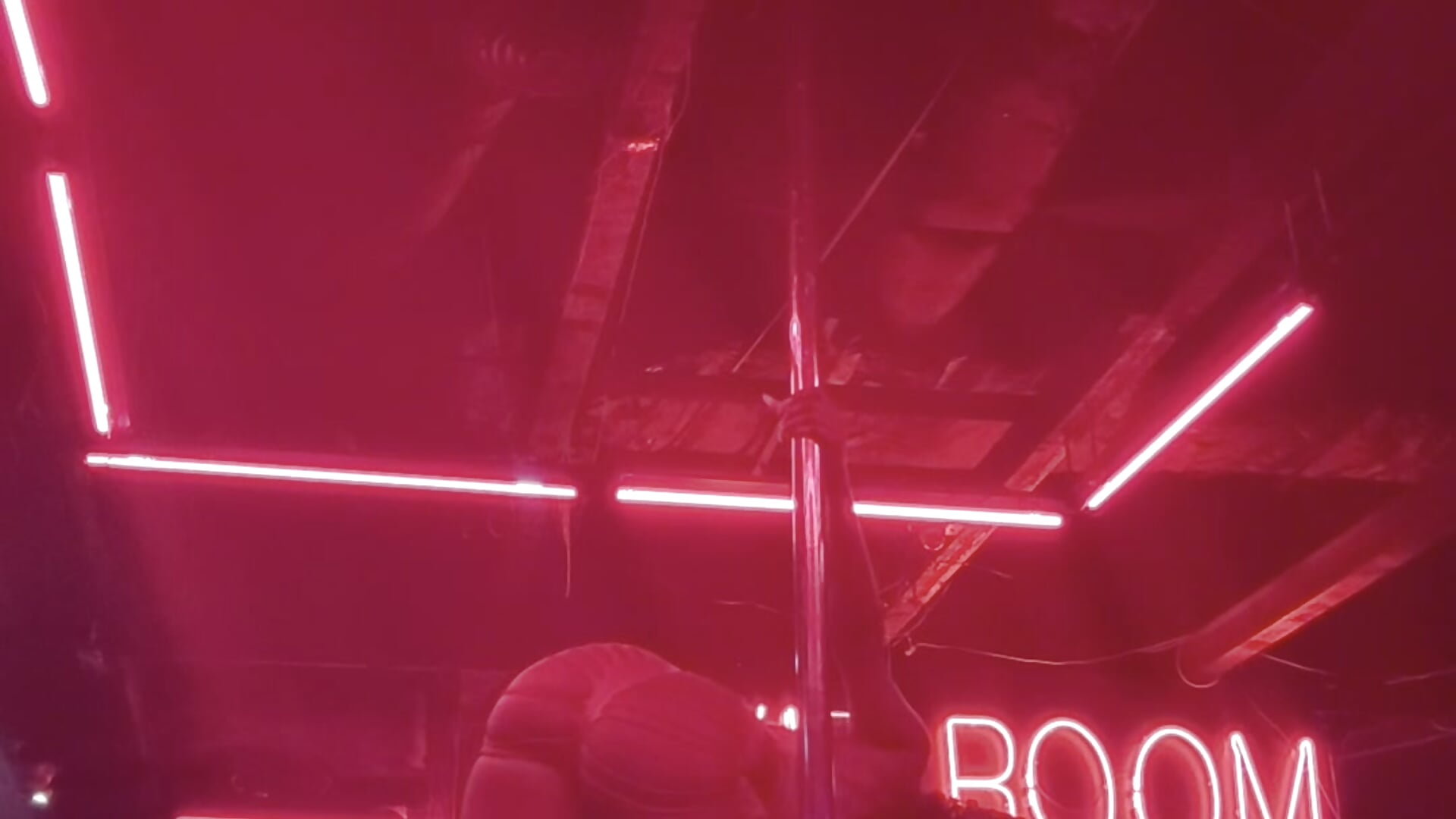 Shapes: Nice & Slow - vídeo de la modelo de cam MadameMuse
