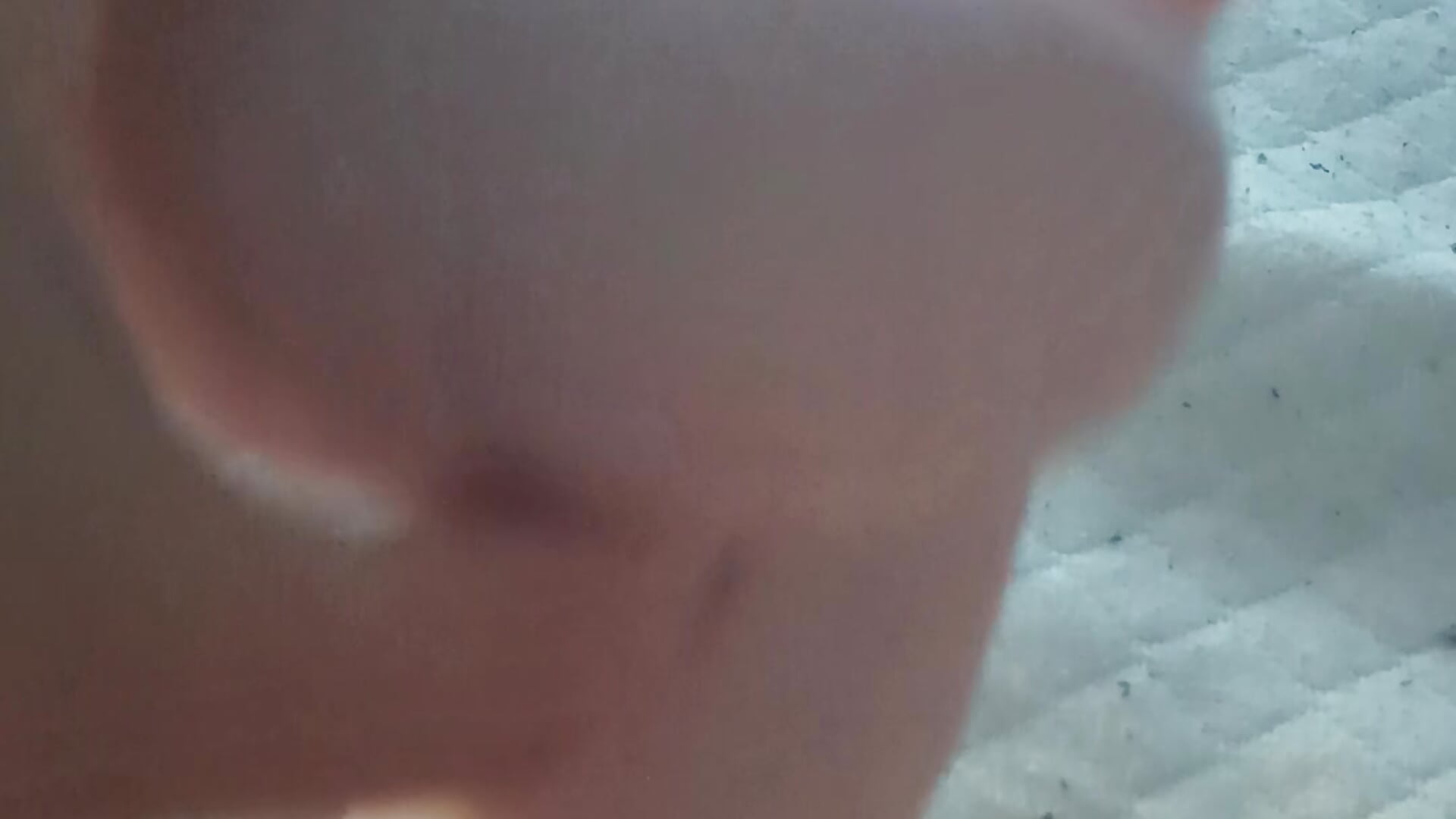 Avoir du plaisir avec Mon dildo - Vídeo de GlitterAuburn, modelo de vídeos
