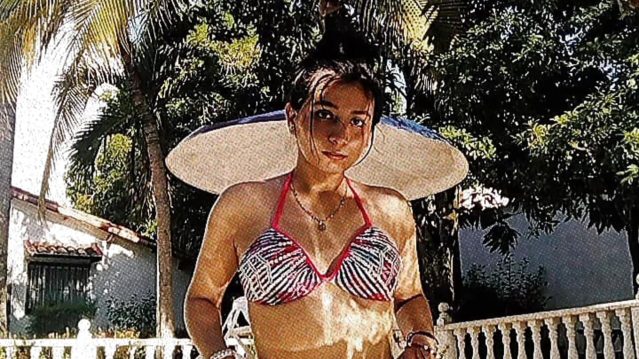 3f5e7783-ceca-4fad-be6a-f0df8c1fc1fe-1_all_691 - video by Minie03_ cam model