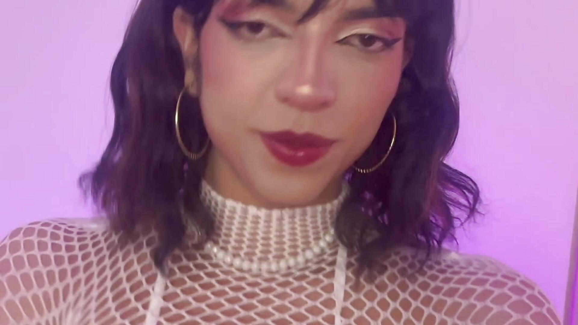 Kisses - video by kasey_ cam model