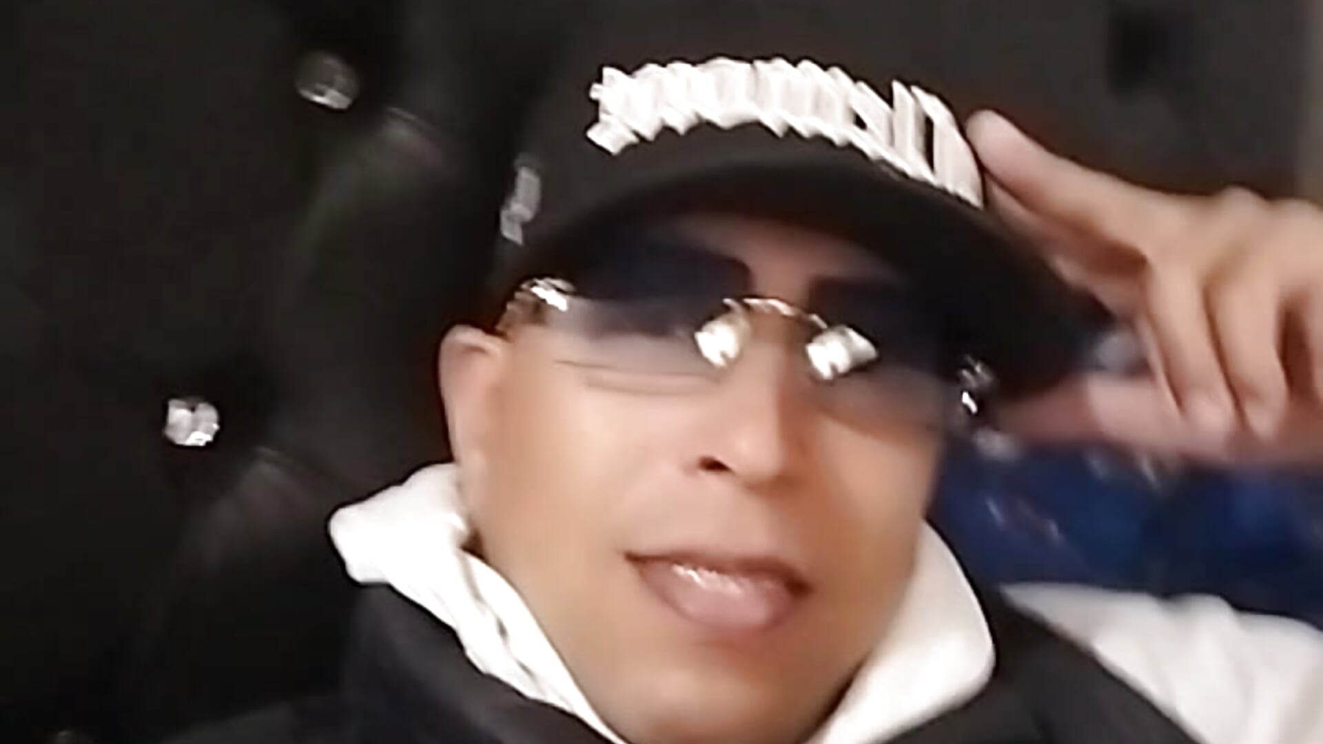 96380 - video by Quiroz_fox cam model