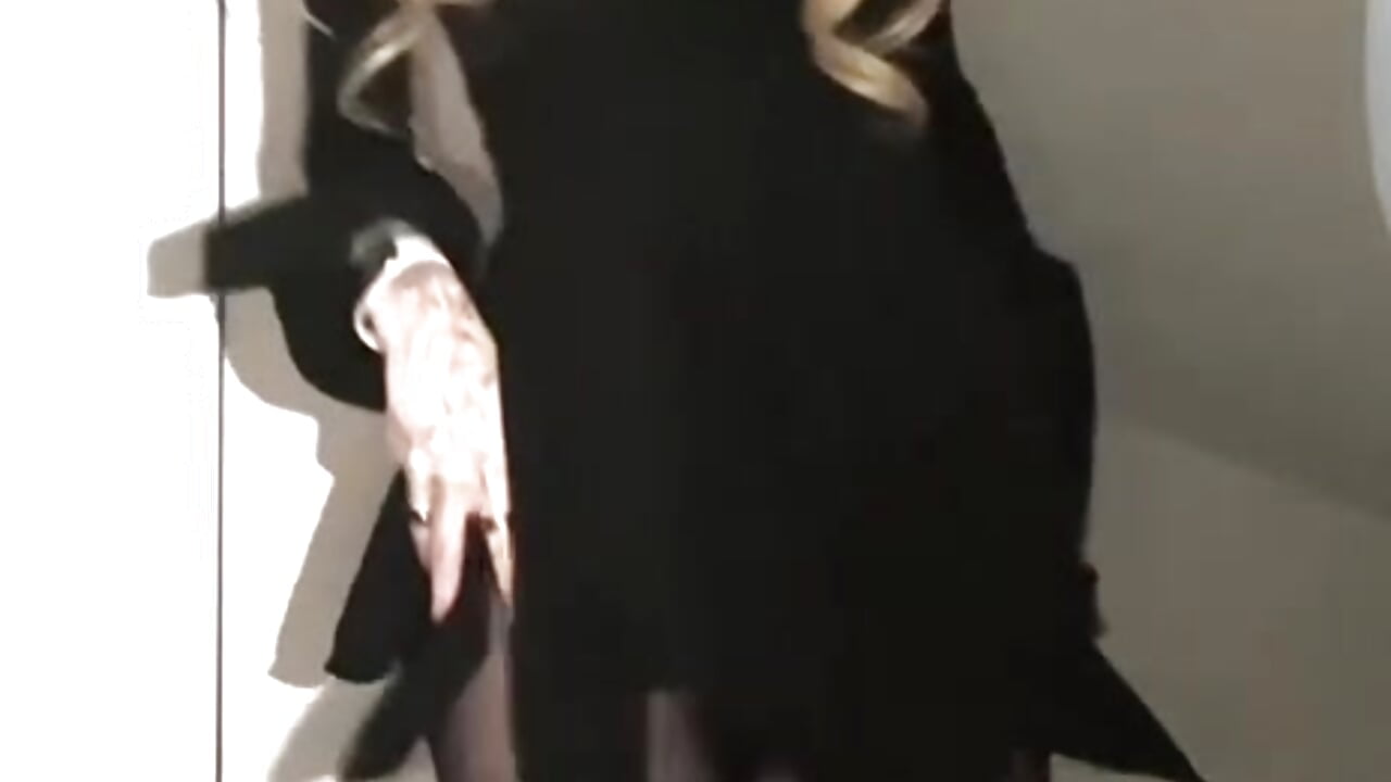 Russian doll - video by goth__tv cam model