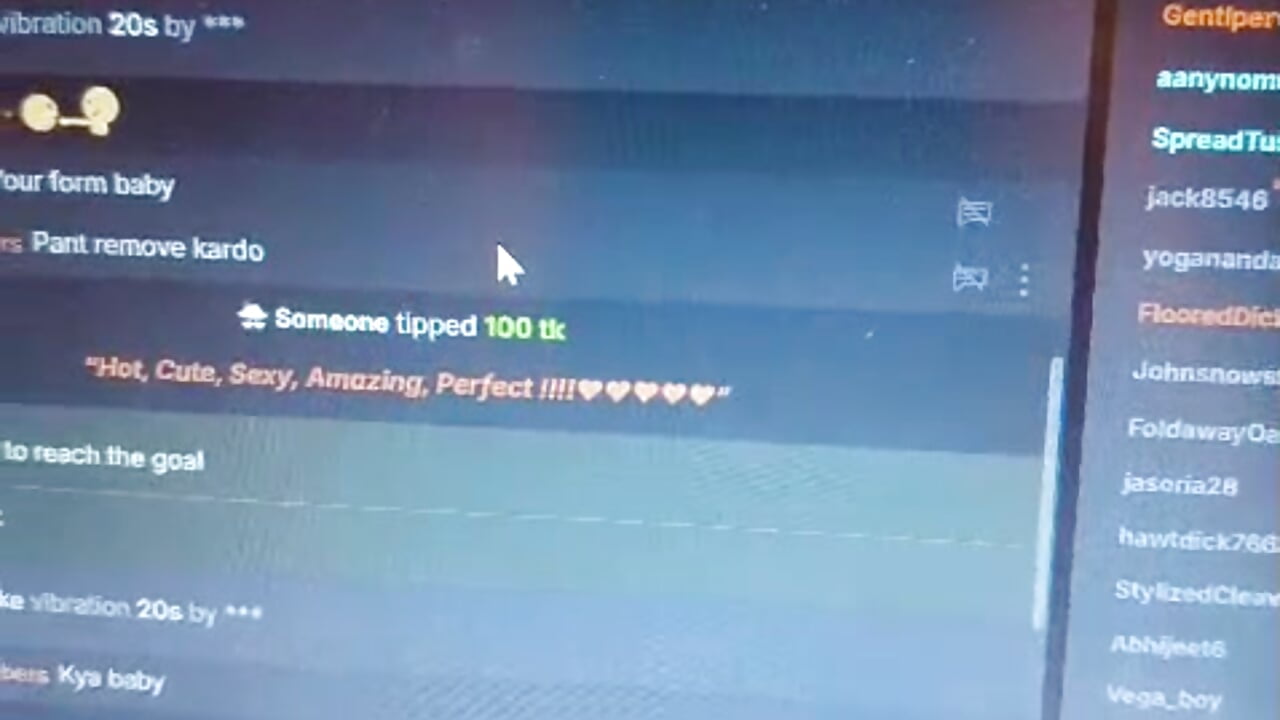 enjoying fun and hot vibes in my room 😍💝💦 - video by shakshi_89 cam model