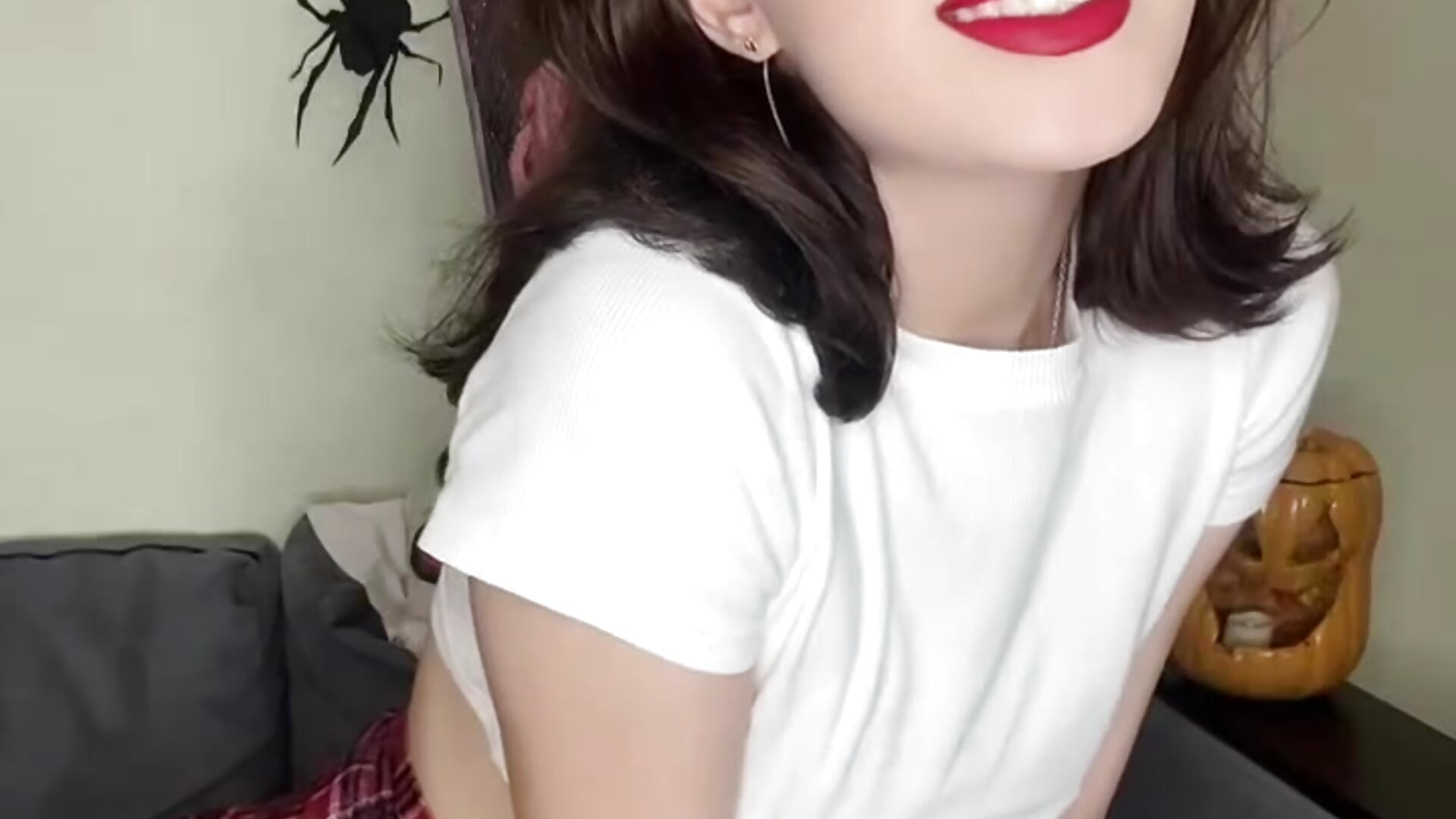 Meet me - video by dolll_maiya cam model