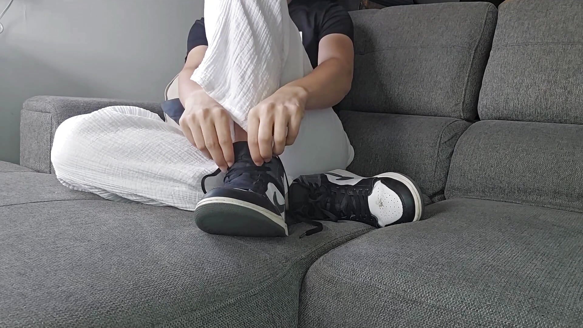 Confessions avec mes pieds - video by Sakalis cam model