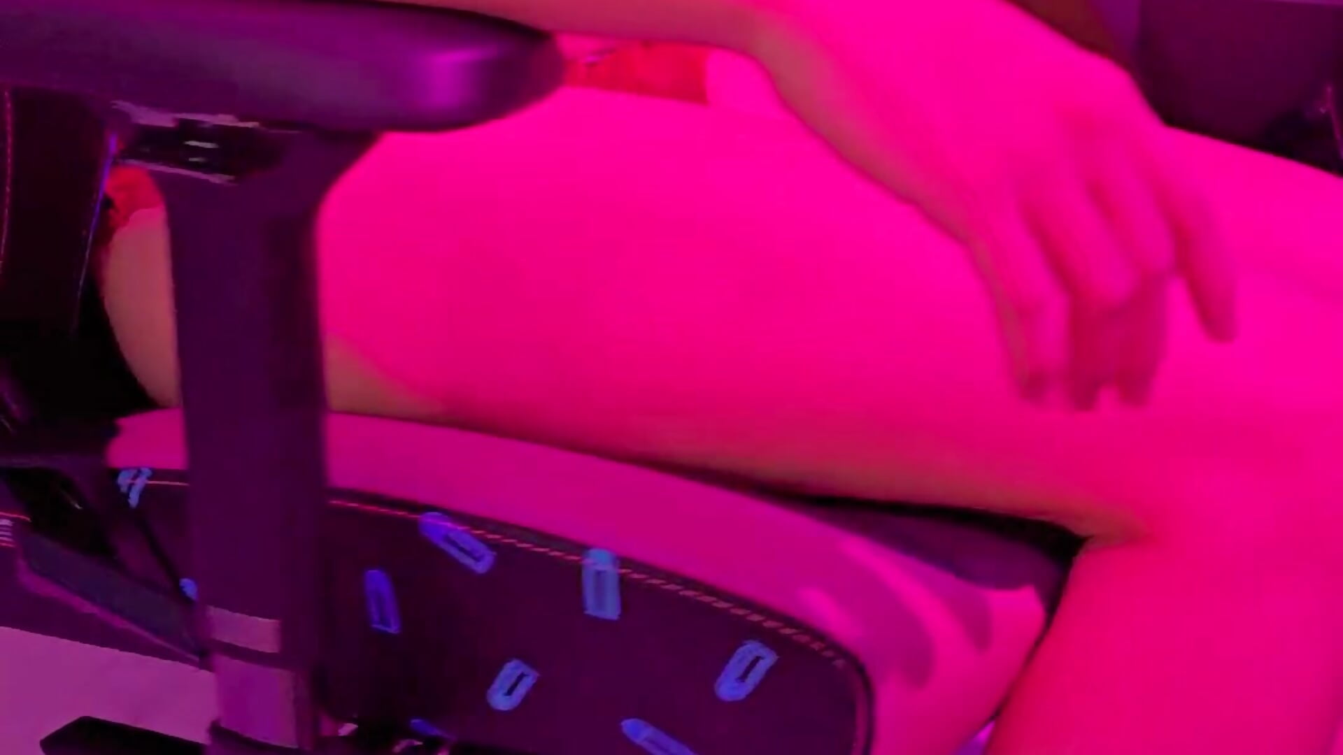 Ma petite culotte rouge - video by Sakalis cam model