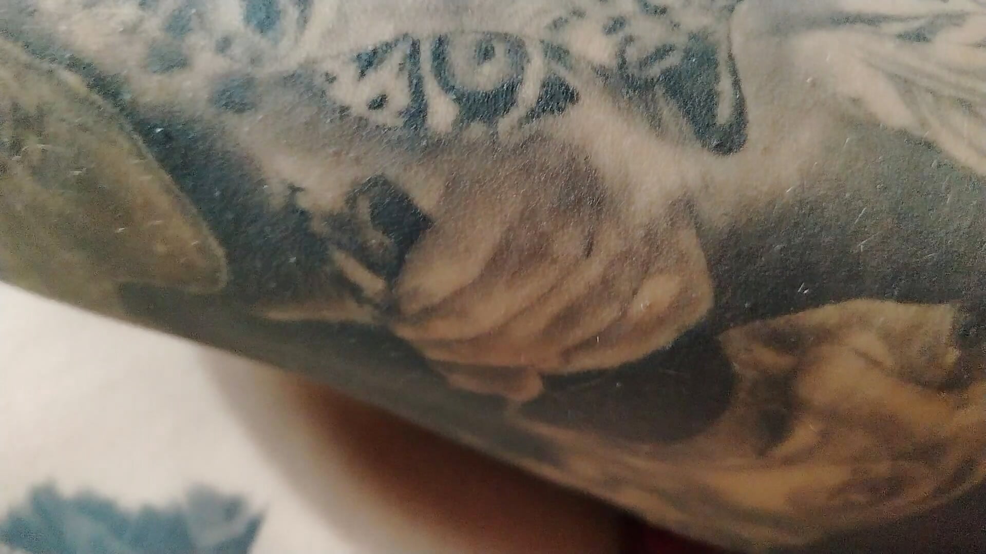 Tatuaggi - video by niunia2025 cam model