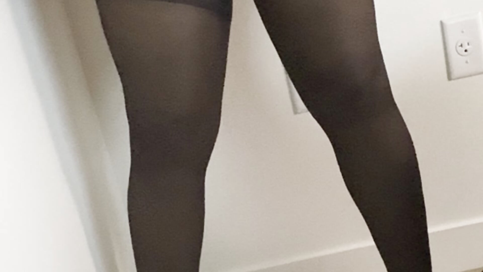 Video Oct 27 2025, 2 42 20 AM - vidéo du modèle de showcams TheeBustiestBella