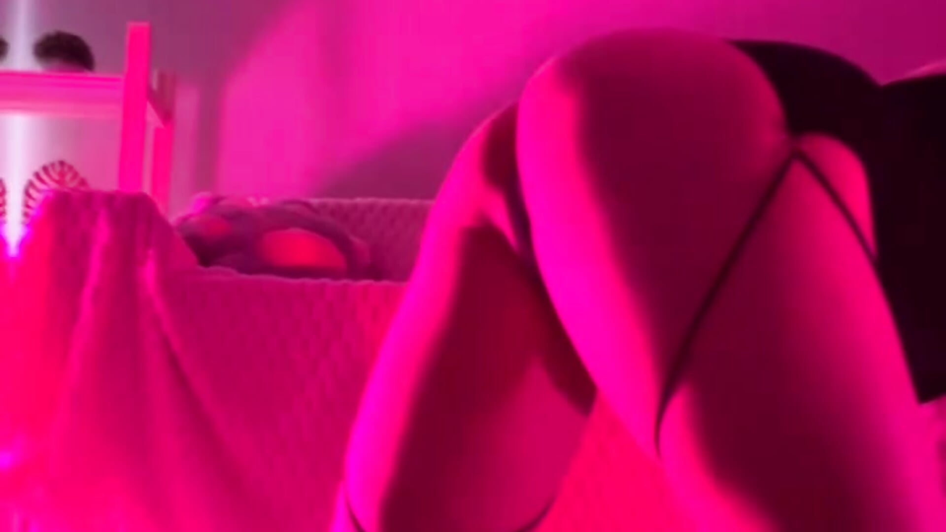 meow - video by VelvetSoul cam model