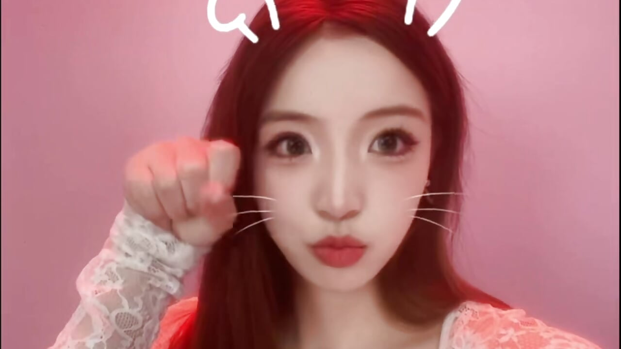 尤尤 - video by DX-003