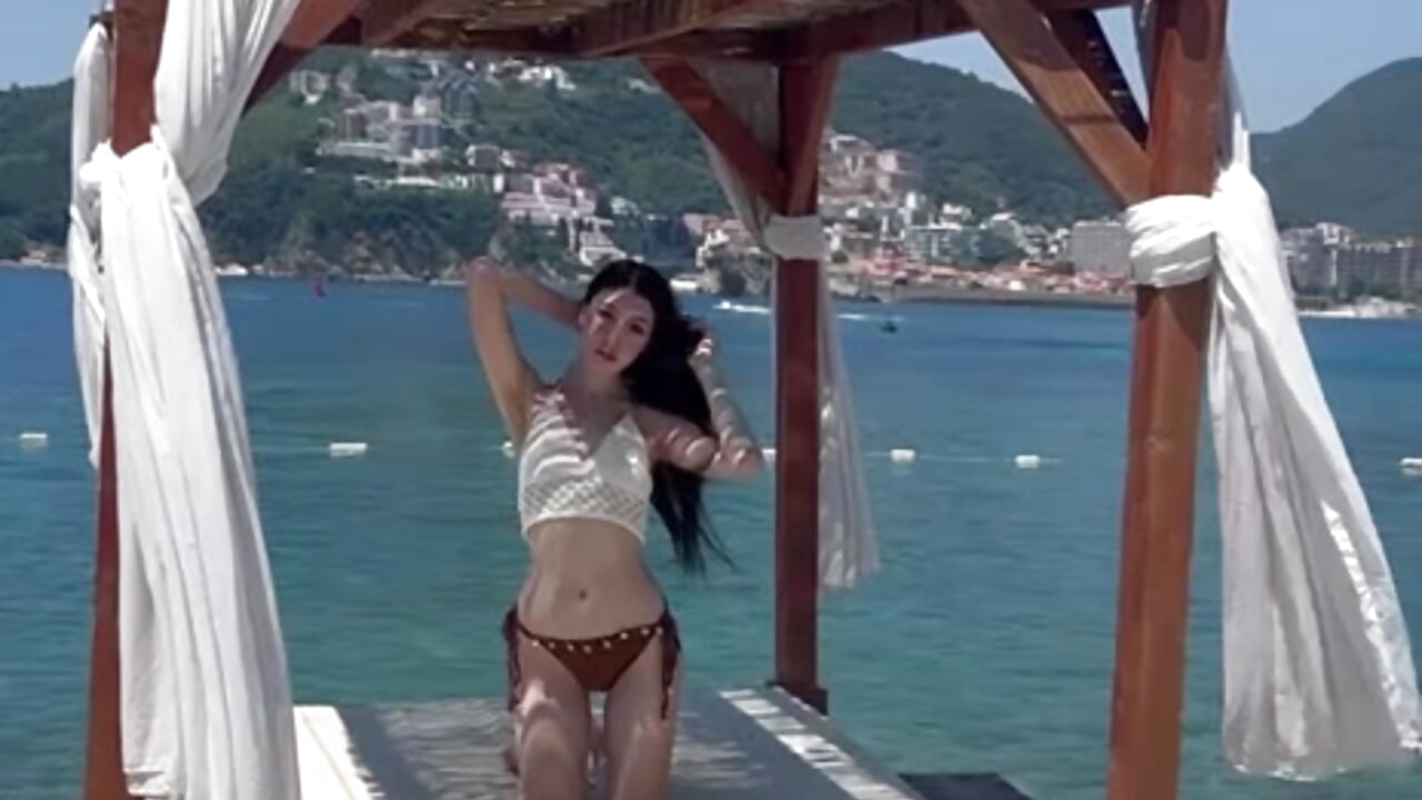 sleeping beauty - video by rinwhite_ cam model