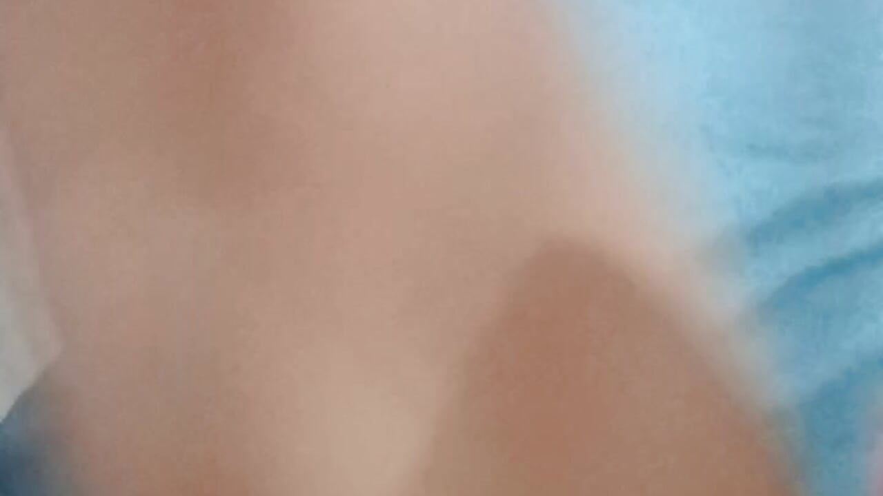 Rebola e abre o cuzinho - video của người mẫu cam BIADELICIA1