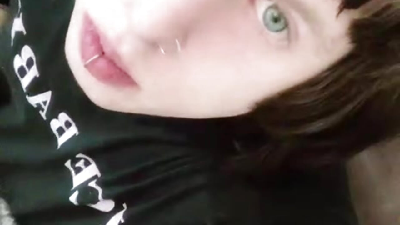 Meow - vídeo de la modelo de cam CutieKai_