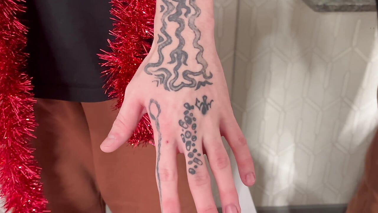 my tats! >_< - vídeo de la modelo de cam CutieKai_
