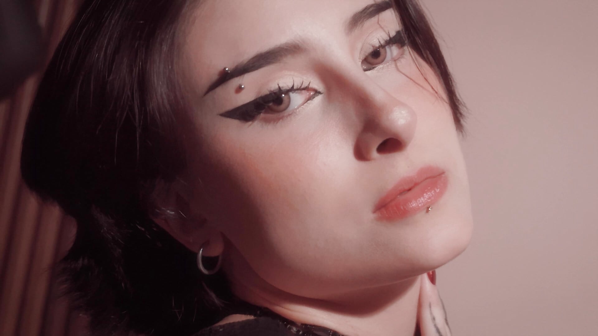 Know me ❤️ - video by EmmaCollins___ cam model