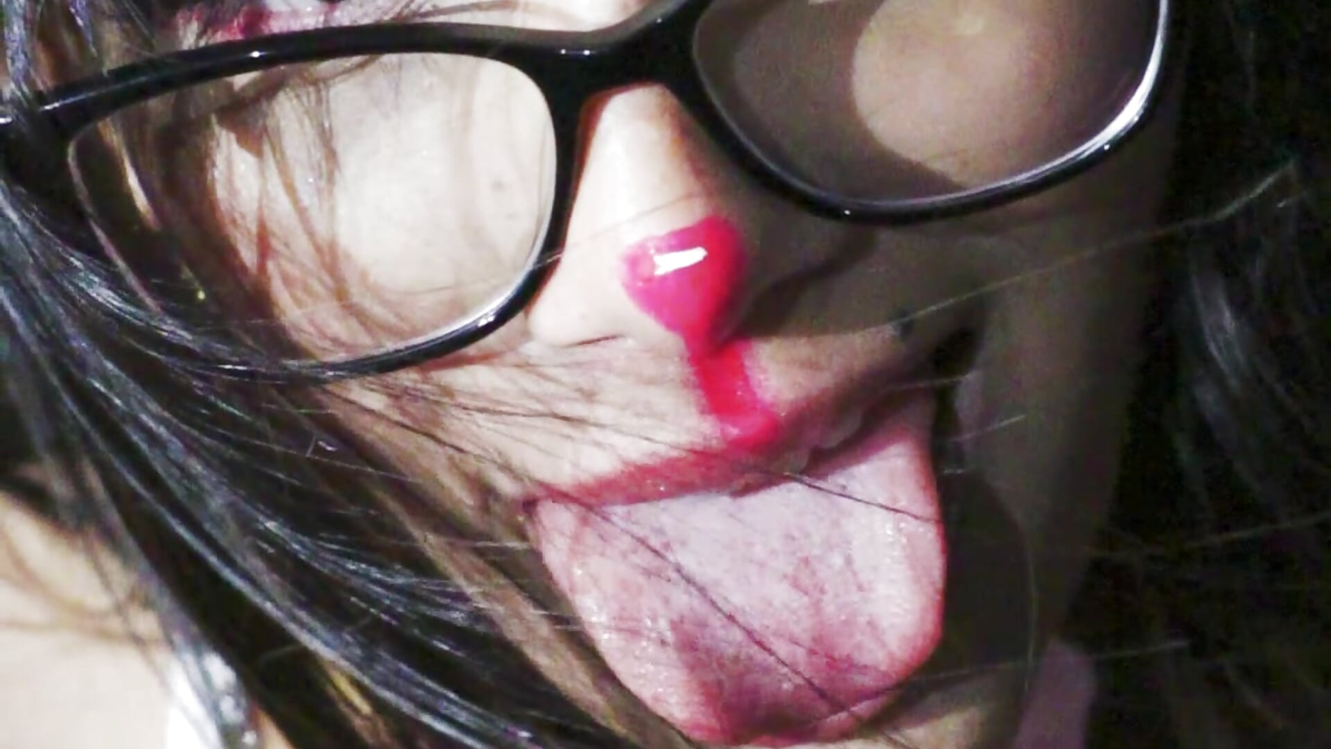 Yummy - video by Lorein_dim cam model