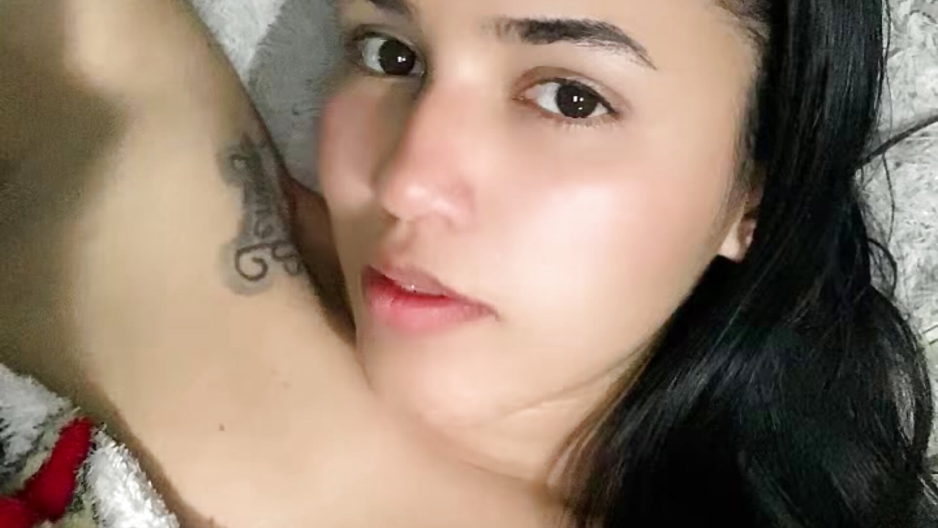 🫦– Ivy_08 kameramodell videója