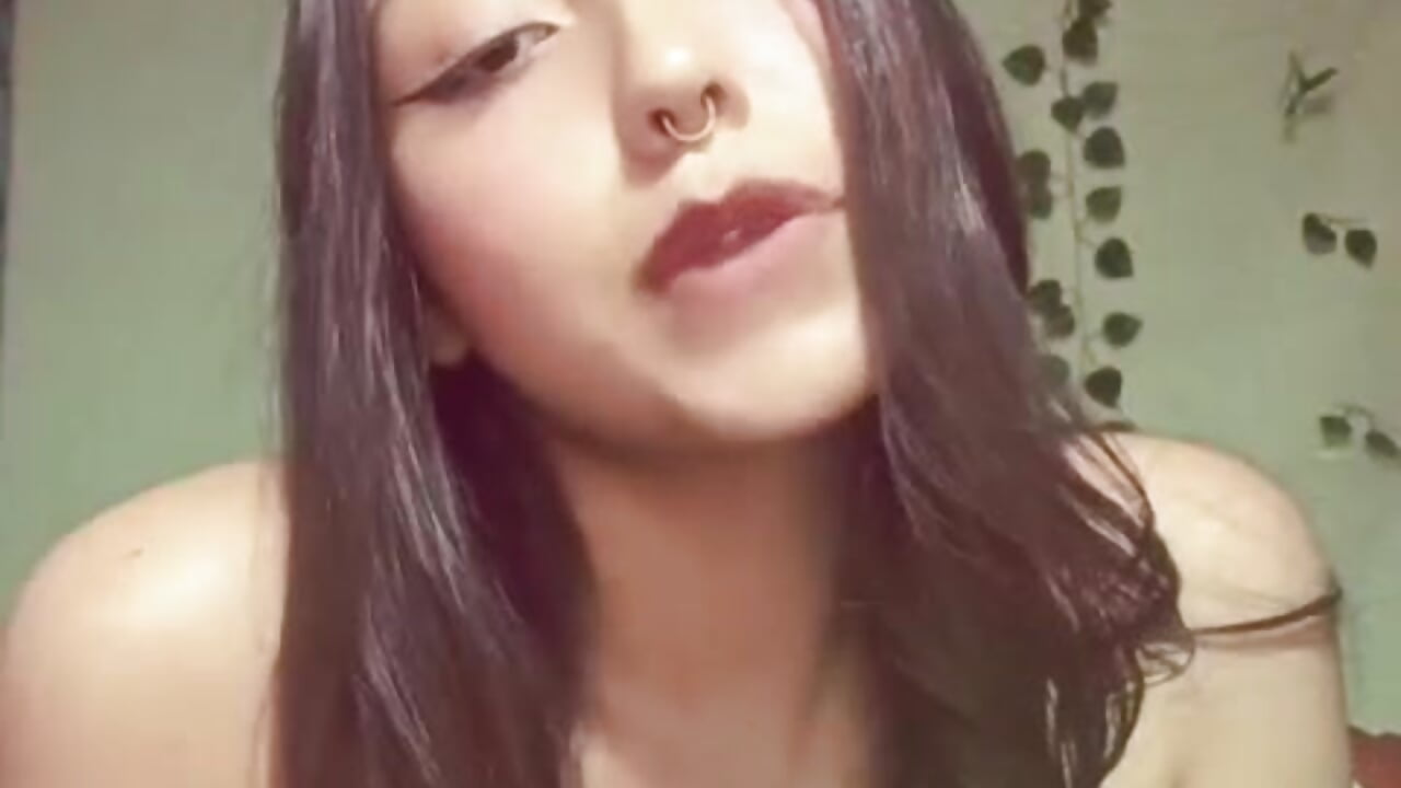 WhatsApp Video 2025-11-01 at 11,26,14 PM - video by naughtygoddesss_ cam model