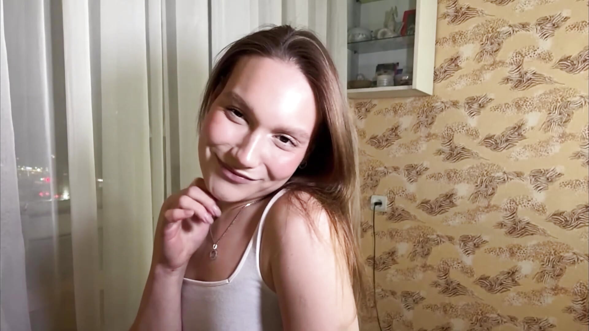 ( •◡-)-♡ - відео від вебкаммоделі Kalli_ly