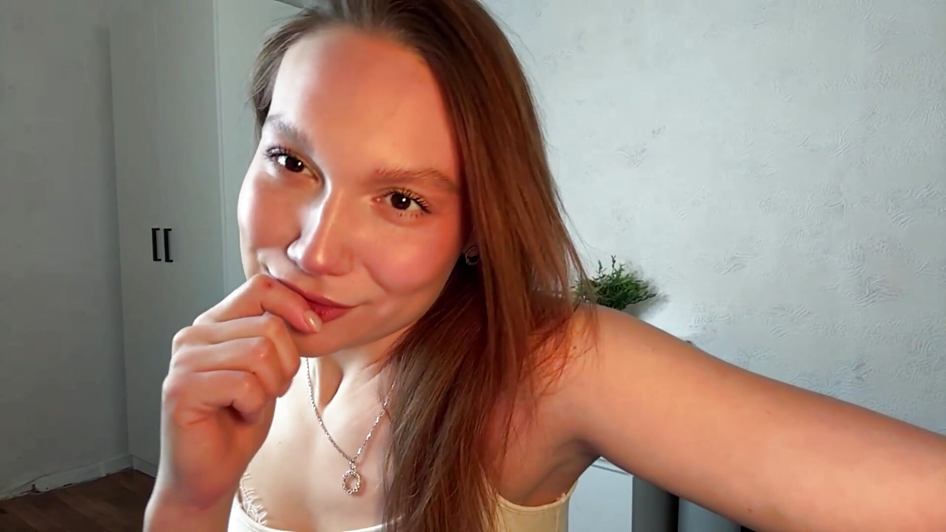 (੭˃ᴗ˂)੭ - відео від вебкаммоделі Kalli_ly