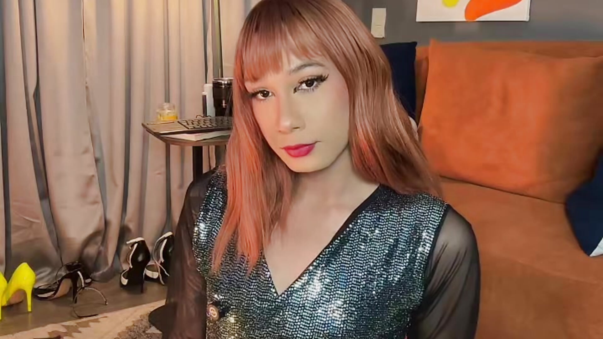 nylonisabella